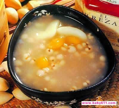 冰糖燕窝乳鸽羹