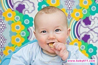 �׶�ʱ�ڱ�����ι��С����