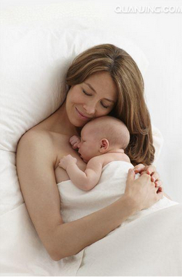 母乳喂养需要喂水吗?