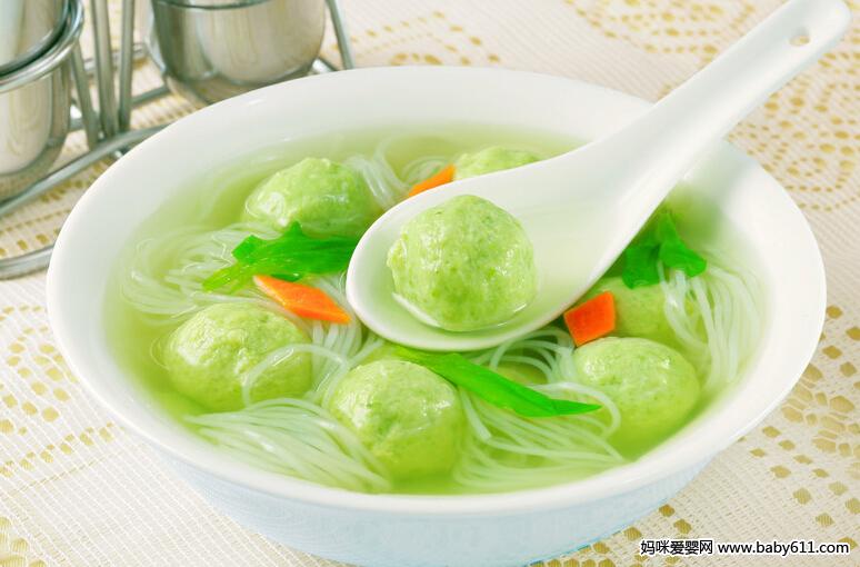 菠菜丸子汤