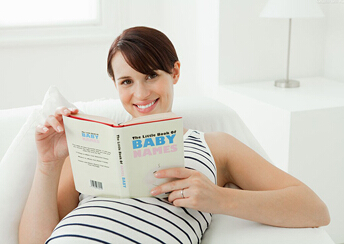 如何正确的进行阅读胎教法?