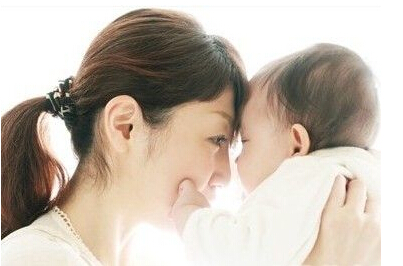 产后如何避免情绪低落