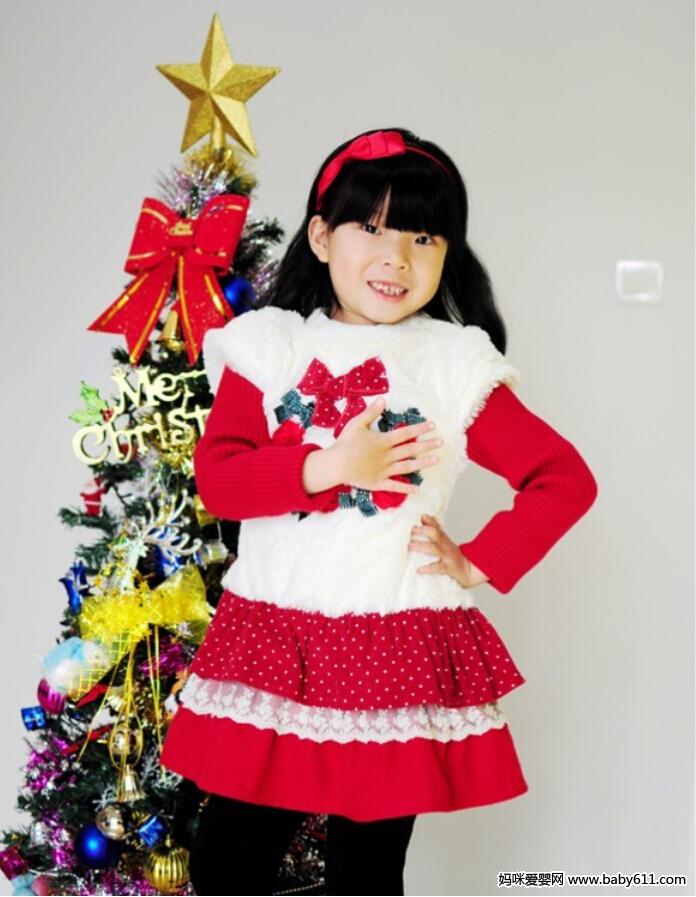 ʥ���ڵ�С��Ů