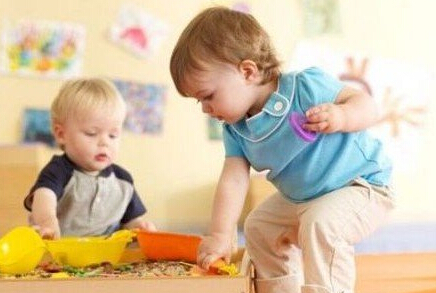 手部锻炼游戏 让宝宝心灵手巧