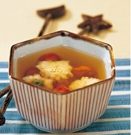 ������ࣺ�ջ��ն���ˮ