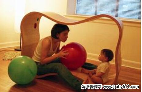 一岁半的宝宝适合玩什么样的游戏