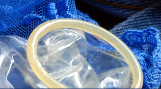 如何辨别真假避孕套