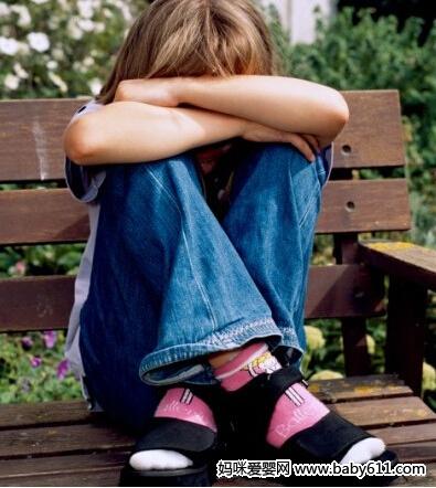 了解单亲宝宝的心理暗战