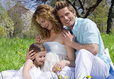 准爸“情绪胎教”让胎儿更聪明