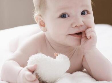 怎样才能预防静电伤害宝宝?