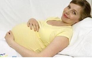 做好心情胎教的四项工作