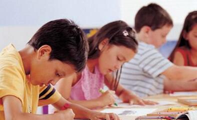 家长莫做孩子交往“第三者”