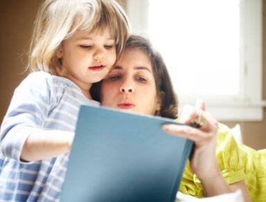 六种育儿"真理" 小心"毁"你的孩子