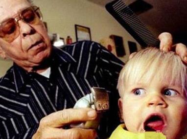 民间育儿经错误大揭秘 这八个传统要不得