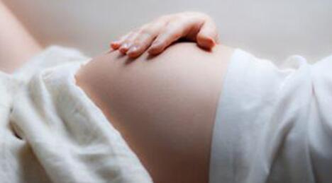 抚摸胎教的三个方法介绍