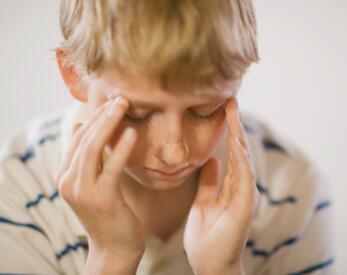 �������׶�Ӧ�ô��뻹�ǳ�ҩ��