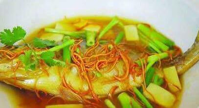 ����С����