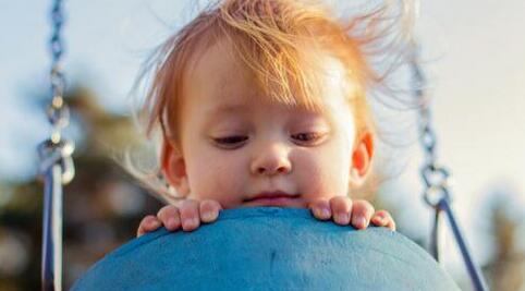 四招教您巧妙应对孩子的玩乐要求