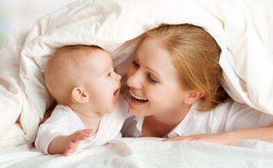 陪宝宝做游戏 在娱乐中建立好习惯