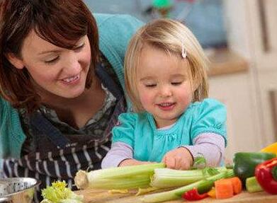 训练宝宝认知能力的十个小游戏