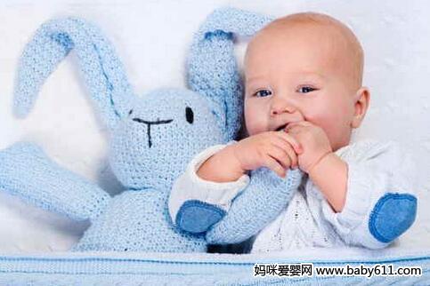 给宝宝挑选玩具应避开这些隐形杀手