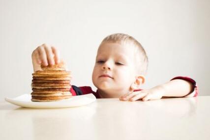 ǿ��ι����������غ��ӵ���ʳ����