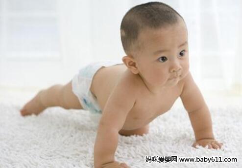 宝宝学爬问题接踵至 六大注意事项少不得