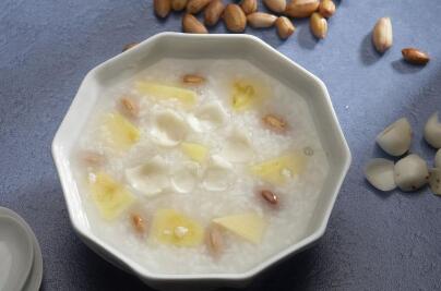 ����˯���ó�ʲô��4��ʳ�Ʒ���������˯��