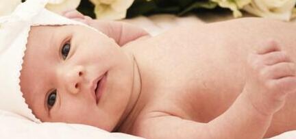 秋季宝宝患湿疹 如何正确使用湿疹膏