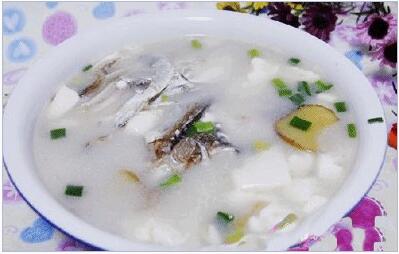 石头鱼豆腐汤