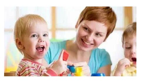 秋季入园谨防宝宝发烧 妈妈应对技巧get√