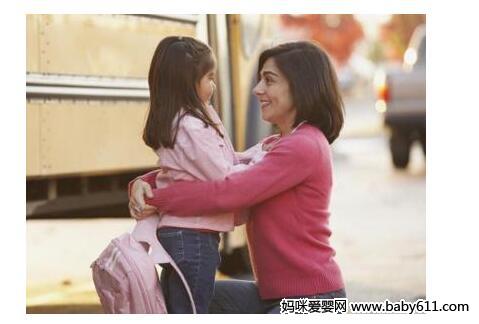 入园前要培养良好的饮食习惯