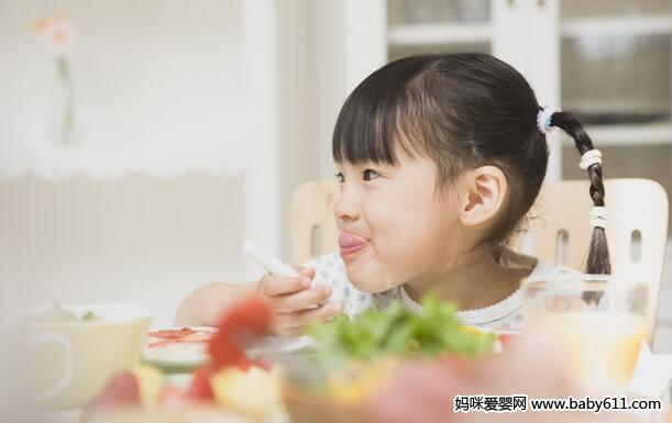 不提倡宝宝食用的不健康食物