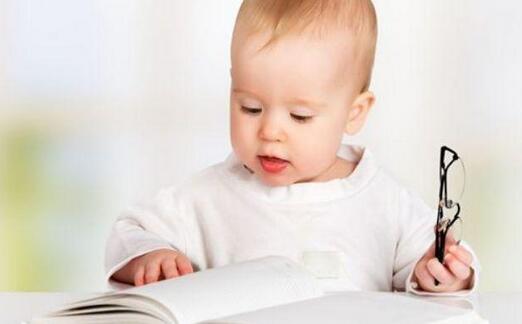 开心迎接宝贝的降临,努力学习新生儿相关知识