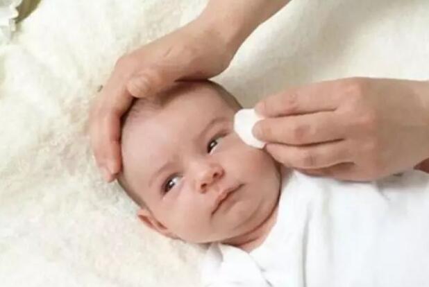 宝宝湿疹反复,试过那么多方法,这四点最靠谱