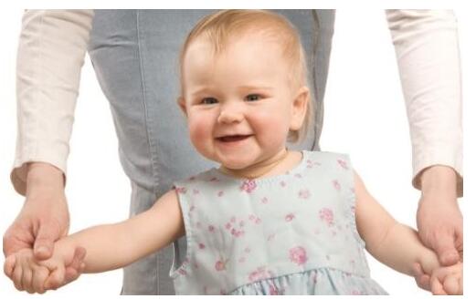 为什么宝宝夜里频繁吃奶 是不是吃不饱呢