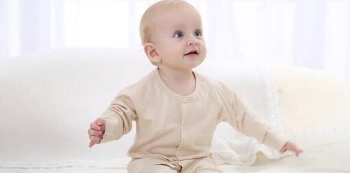 婴儿内衣什么时候开始穿