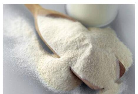 挑选新生儿奶粉妈妈们要避免这三大雷区