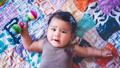 宝宝吐奶像豆腐渣