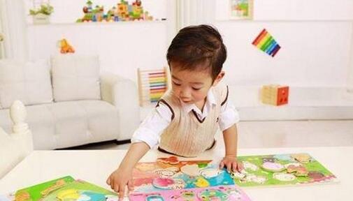 孩子的智力发展有五个关键期,家长们一定要牢牢把握!