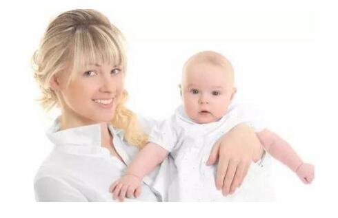 宝宝吐奶如何预防