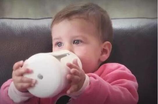 �������˹�ι�������ע������