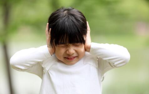 父母们,解除孩子的心理压力吧