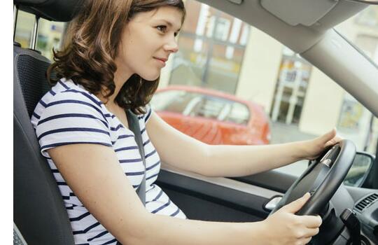 孕妈妈驾车时需要注意什么?