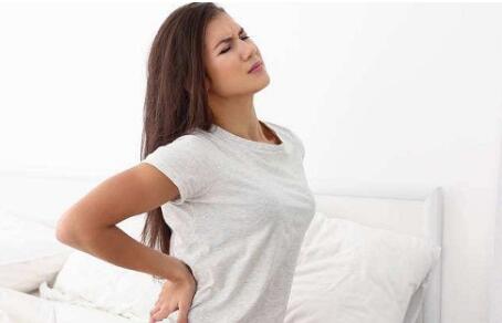 如何护理新妈妈产后腰疼?