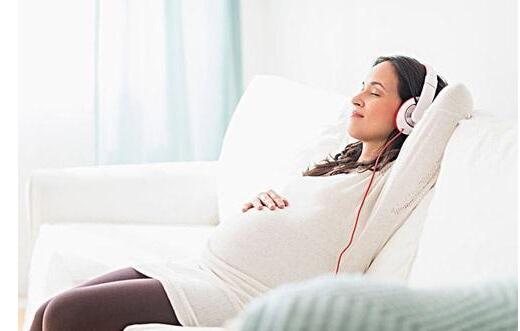 3种错误的胎教方式,深深伤害腹中胎宝