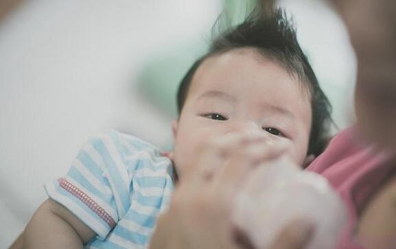 关于母乳喂养那些误区你中过几个?