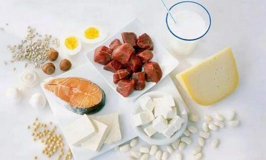 ѧ��ǰ��ͯ����ʳӪ������Ҫ��ô���䣿