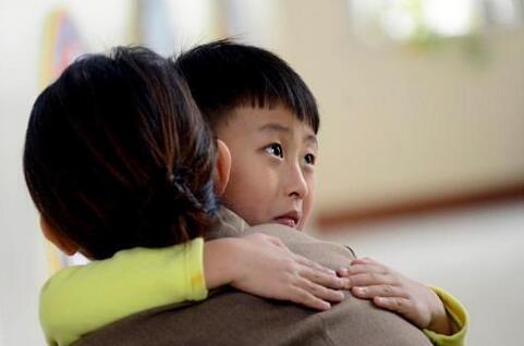 孩子缺乏安全感怎么办