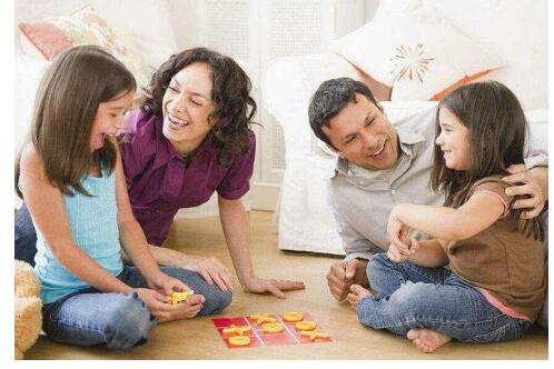 帮助宝宝刺激感官发展的9大亲子游戏